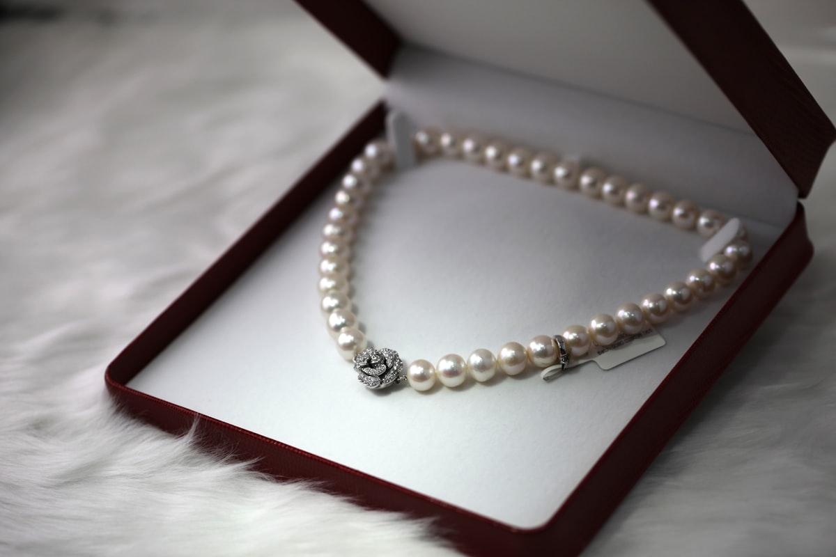 Jewelry & Luxury Retail: Web Apps, Mobile, SEO, Cloud & WhatsApp Automation — CyberCoderz blog